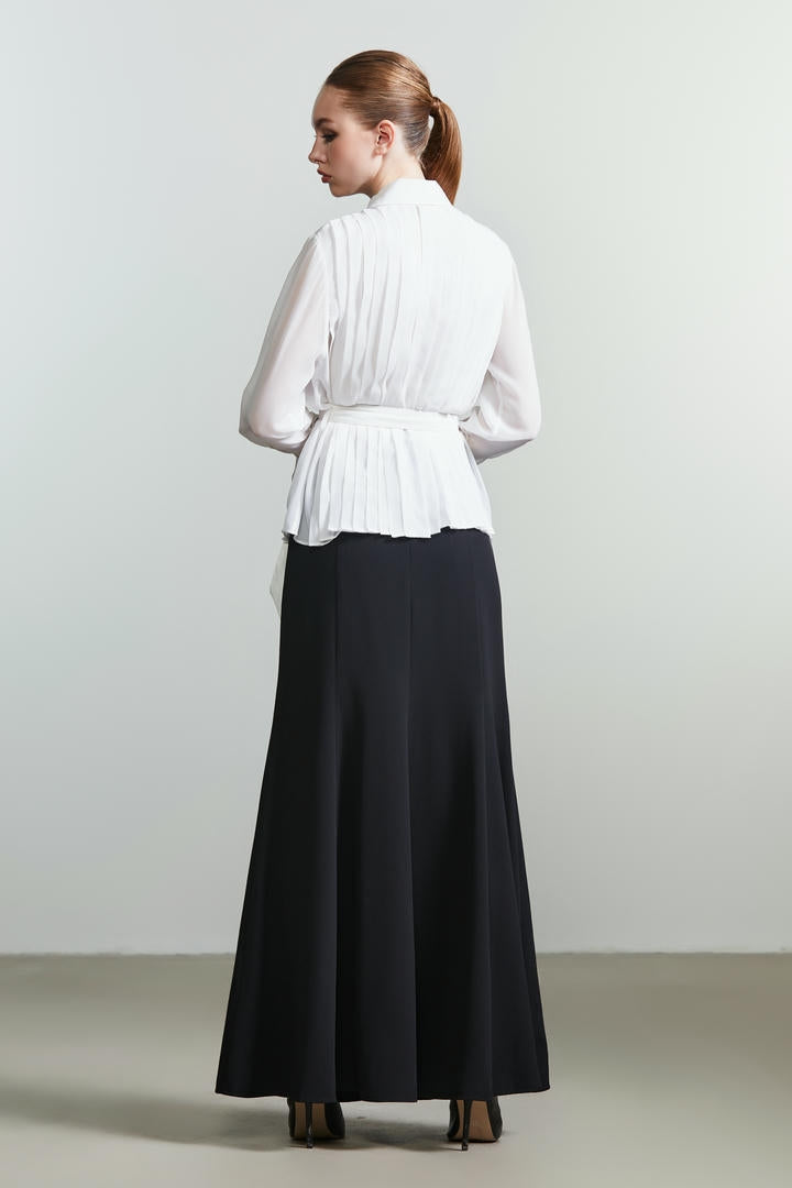 Flared hem skirt