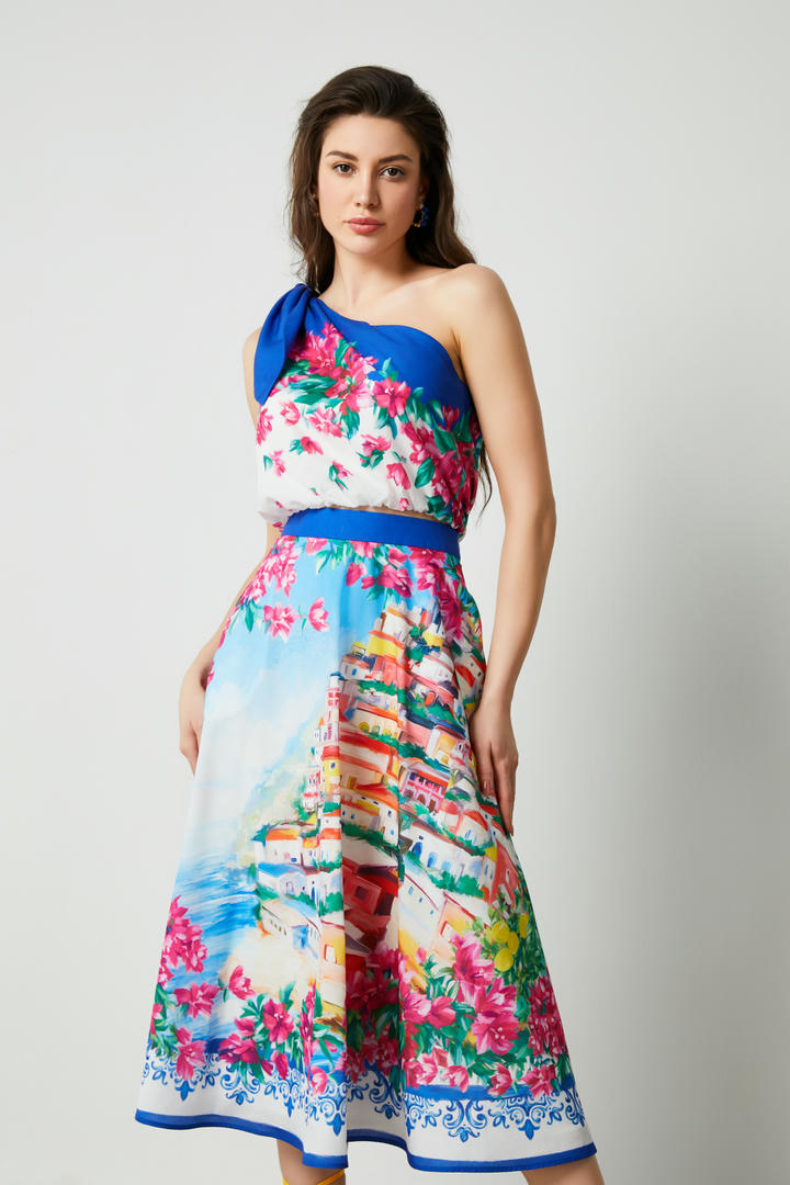Asymmetric floral top