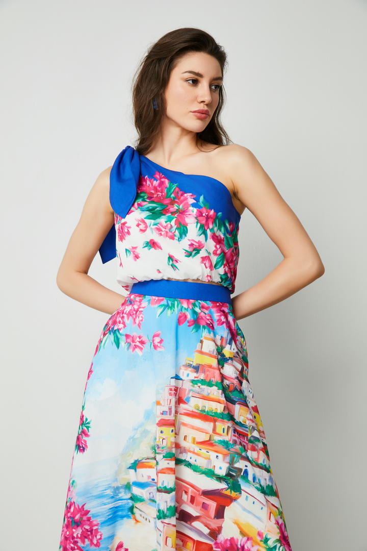 Asymmetric floral top
