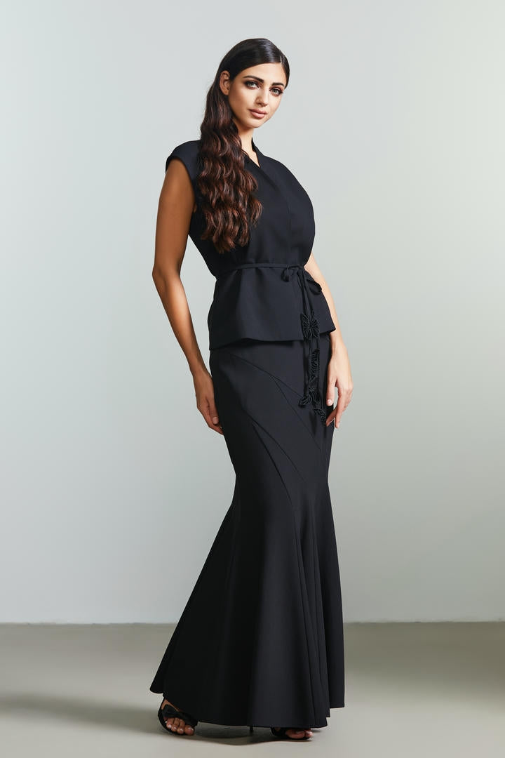 Front slit skirt