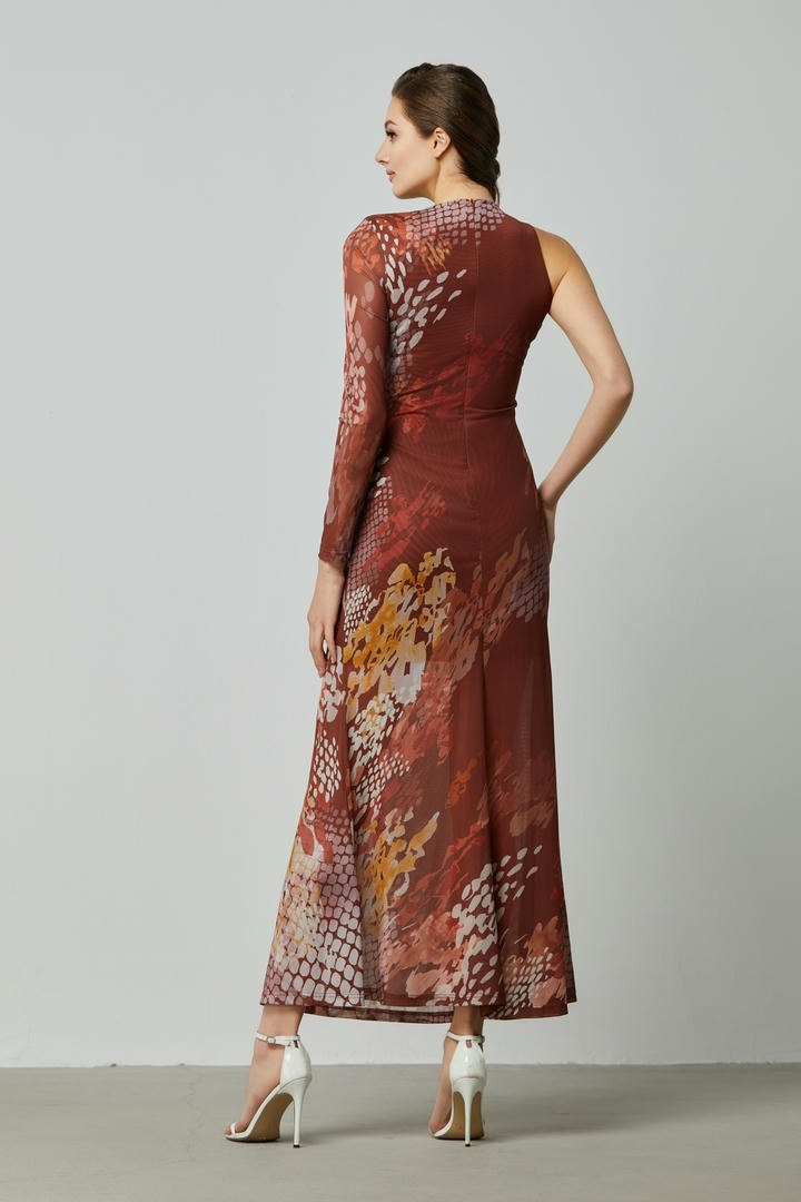 One-sleeve printed dress
