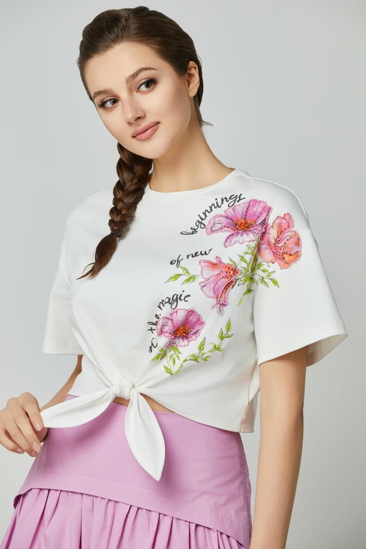 Knot printed top