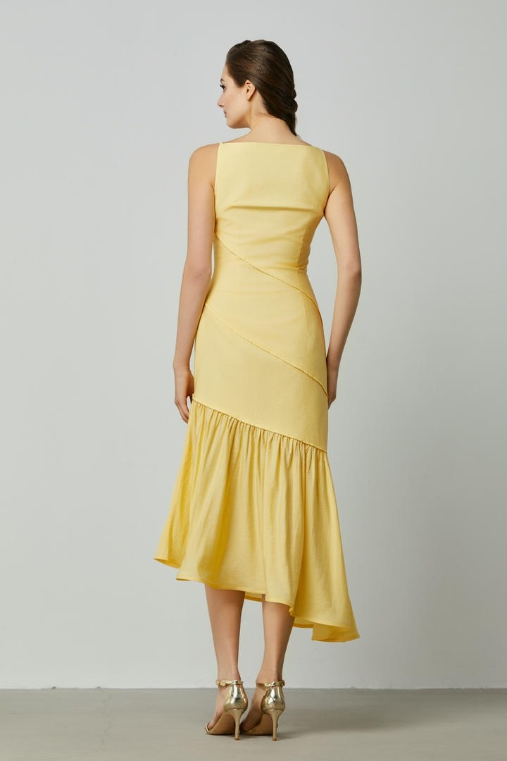 asymmetric ruffles hem dress