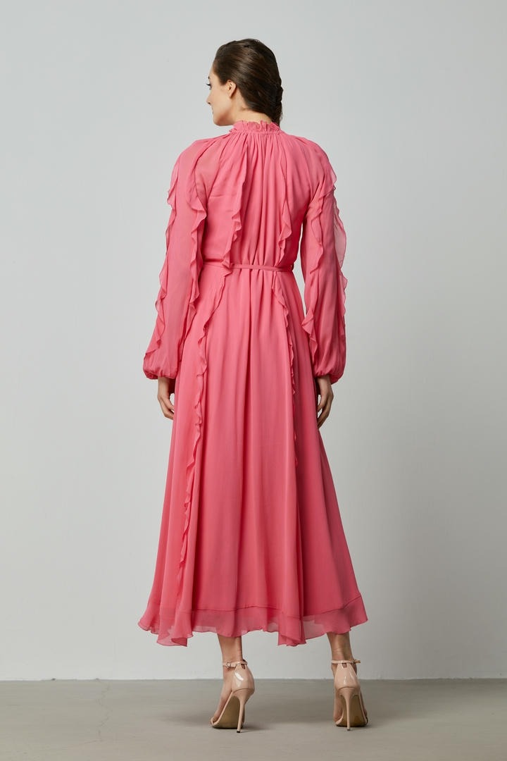 Ruffles trimming dress