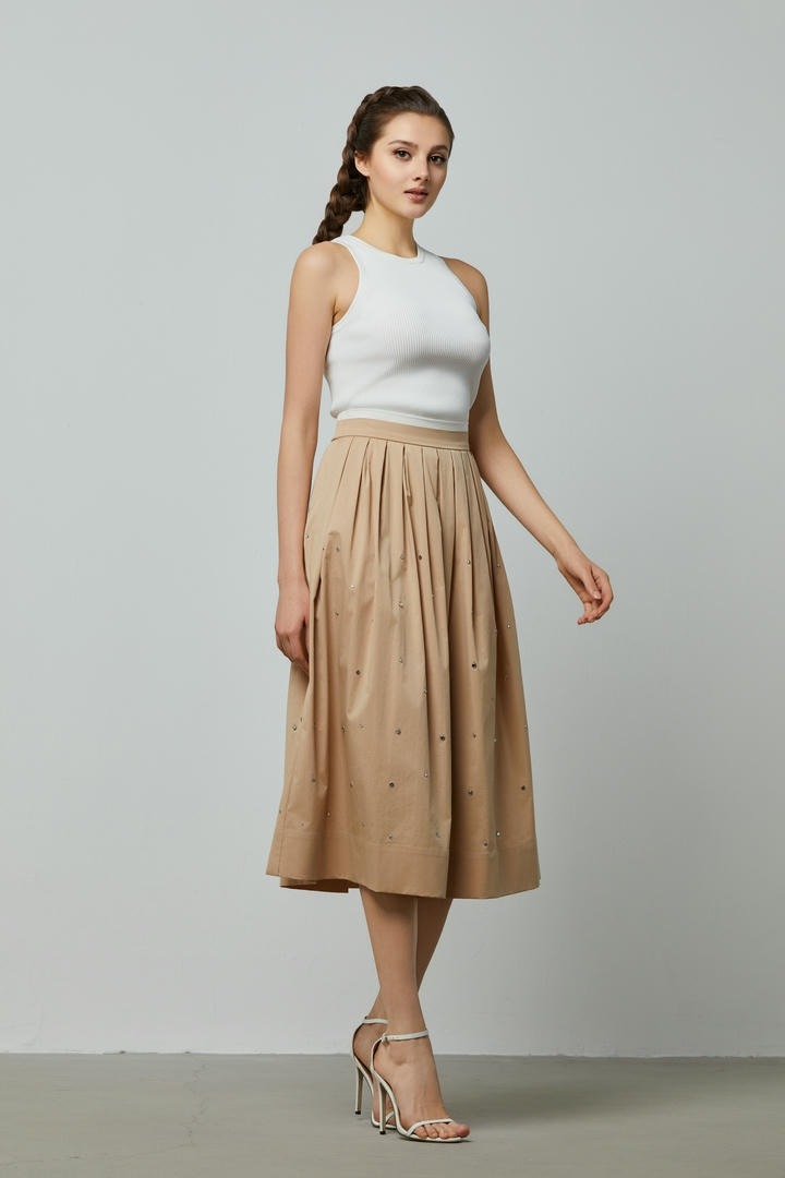 Embellished details skirt