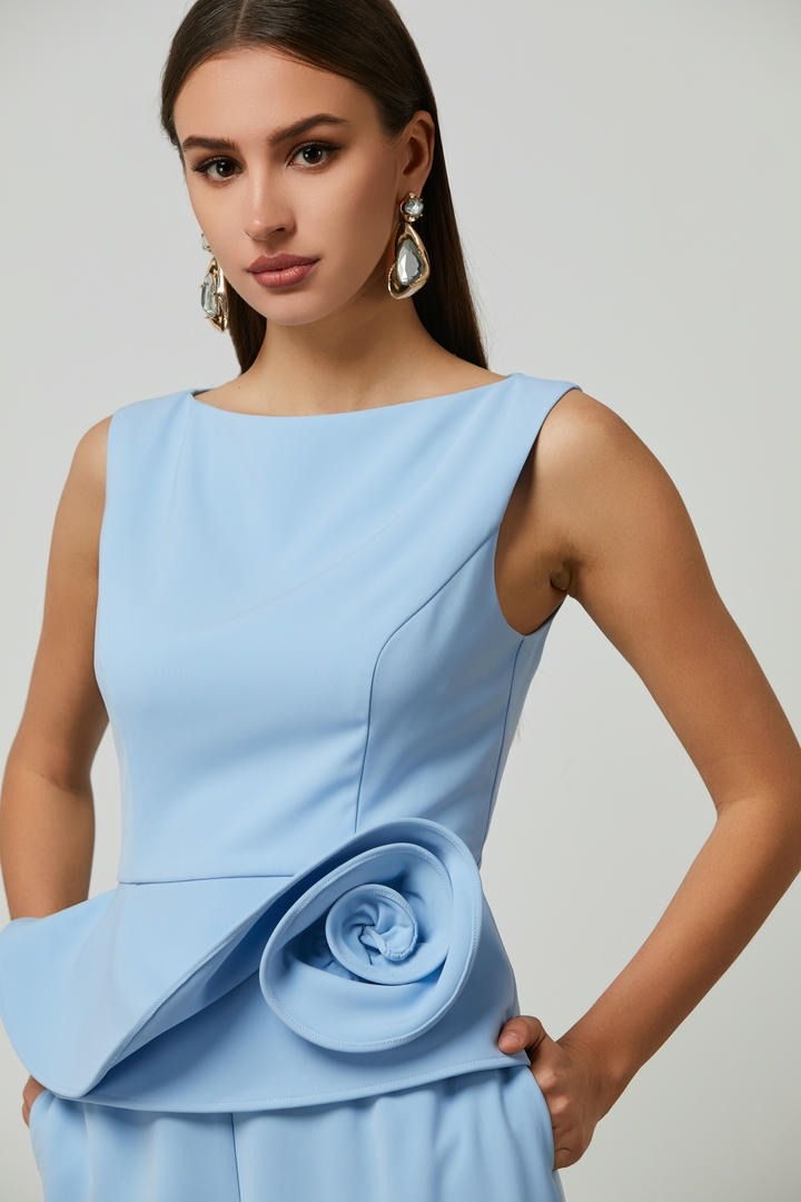 peplum hem fitted top