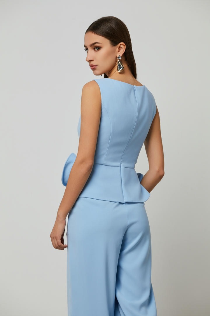peplum hem fitted top