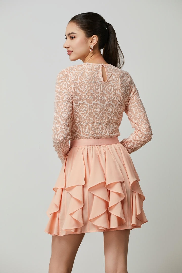 Layered ruffles mini skirt