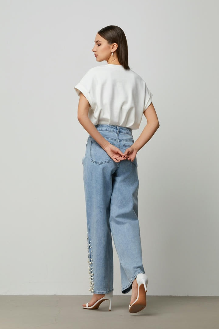 cutout details T-shirt