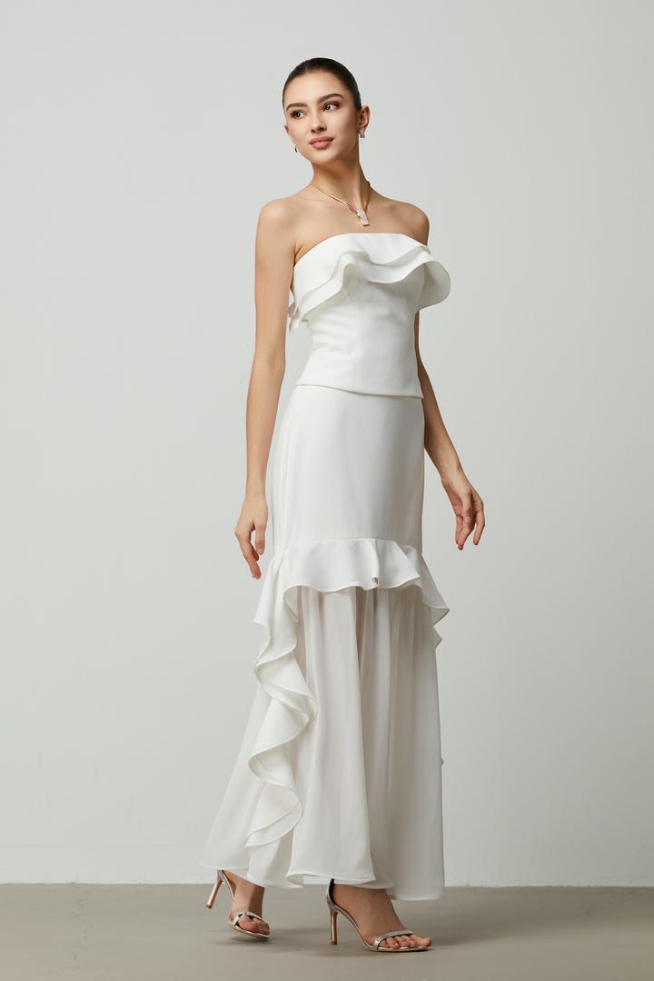 Ruffles Details skirt