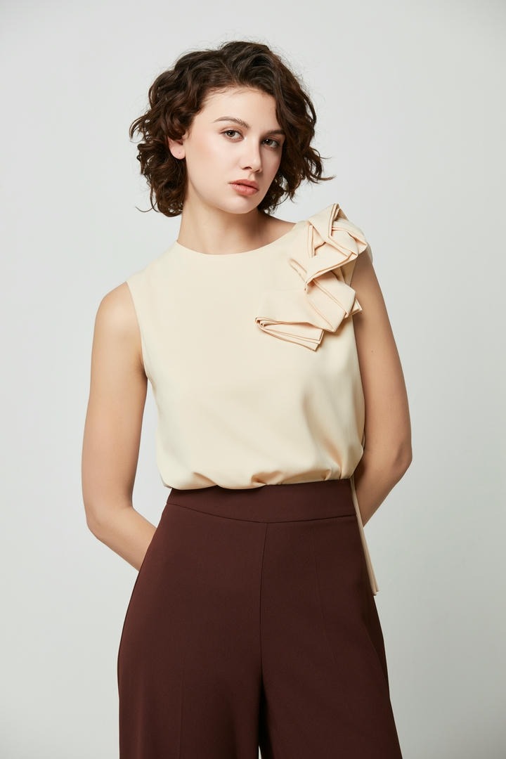 Statement Flowers Chiffon Blouse