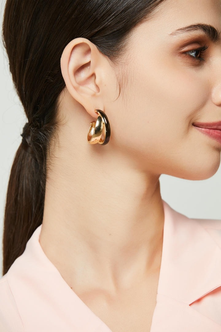 Twisted Gold Hoop Earrings