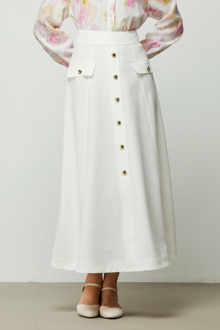 Buttoned Off-White Crepe Skirt