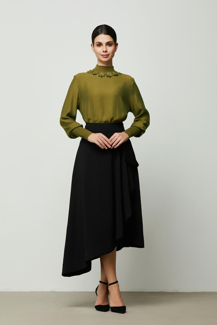 Bloom Neck Top