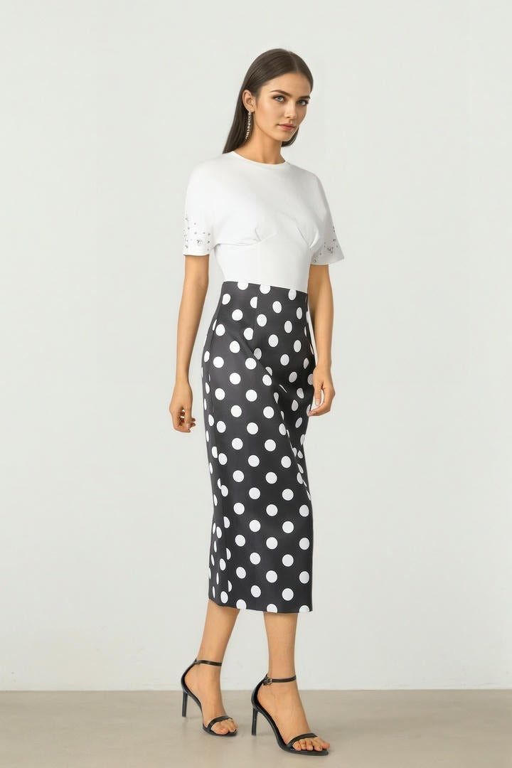 FITTED WAIST T-SHIRT
