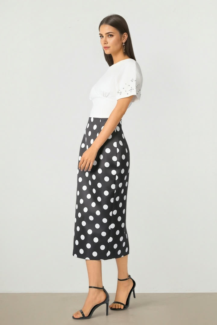 FITTED WAIST T-SHIRT
