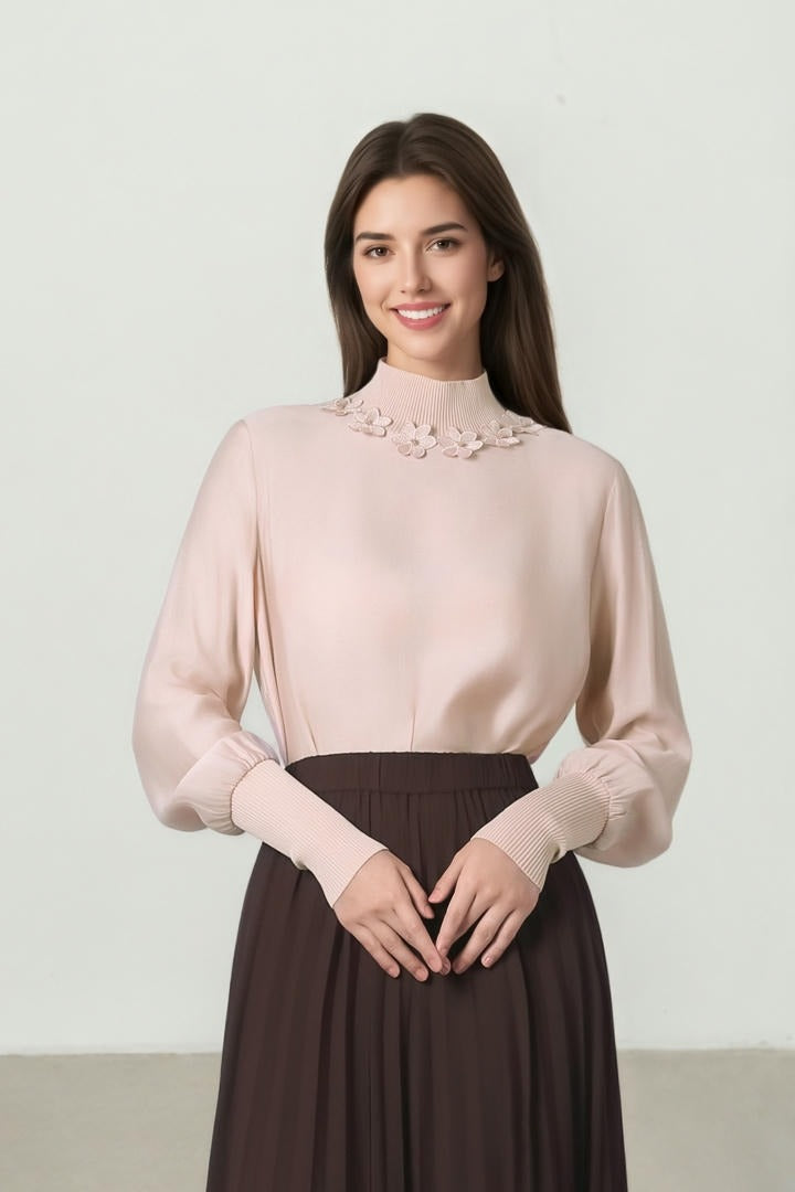 Bloom Neck Top