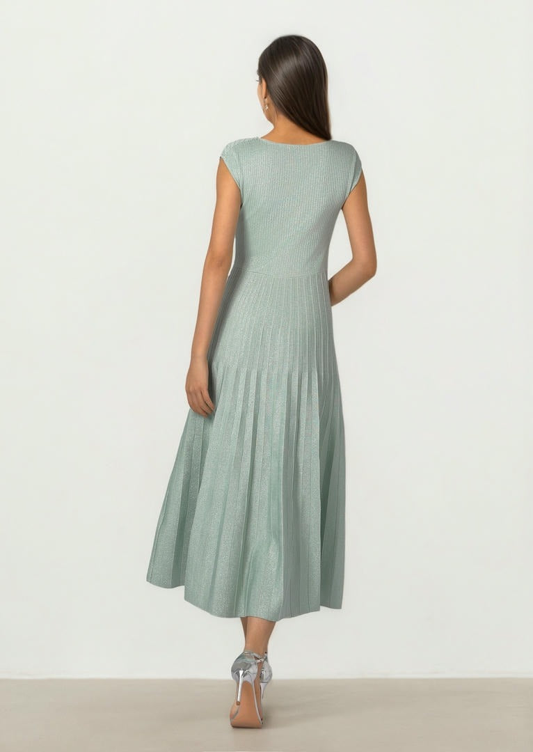 Twist Detail Knit Dress