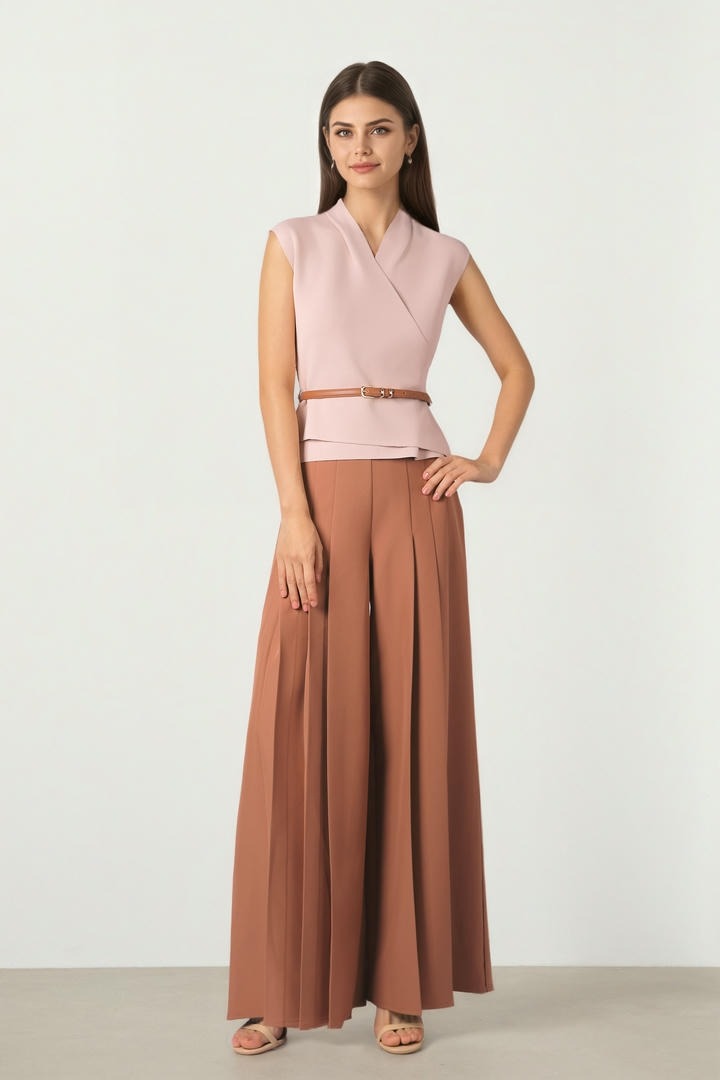 FOLDED NECK TOP