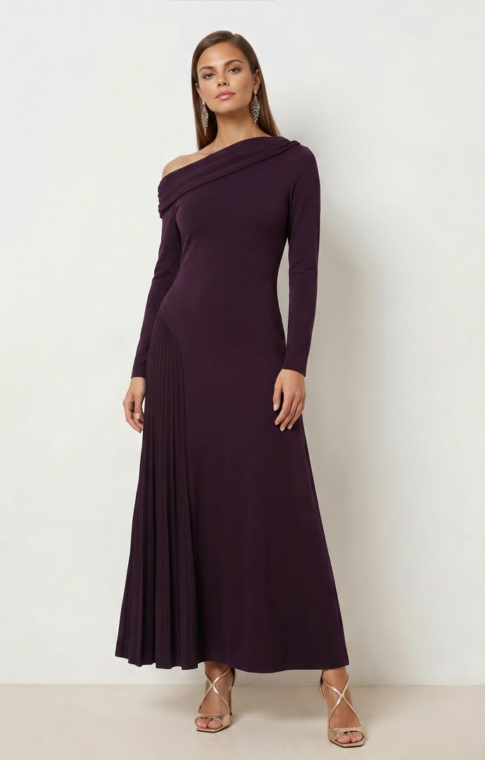PLEAT DETAIL KNIT DRESS