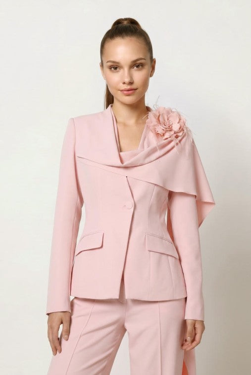 JACKET WITH BROOCH