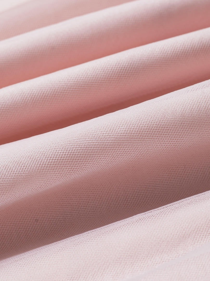 Mesh layers skirt