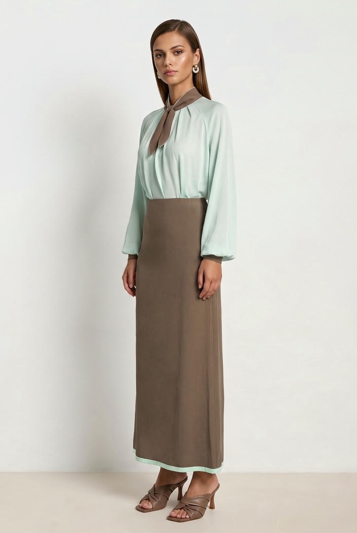 Contrast Collar Blouse