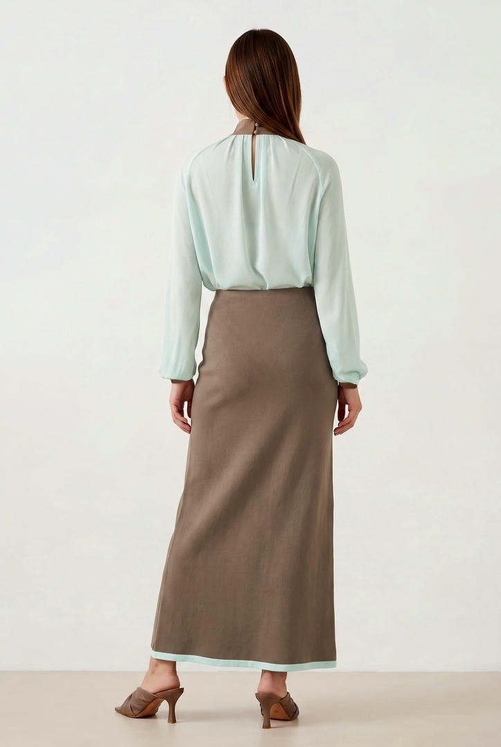Contrast Collar Blouse